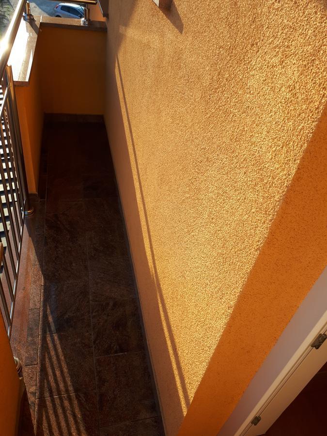 B&B Gurman Сесвете Екстериор снимка